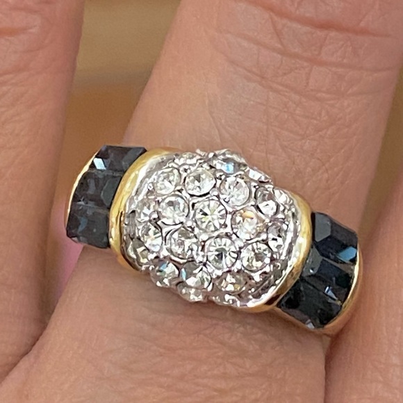 Vintage CZ Stone with Blue Baguette Gold-plated Ring Size 9 - Picture 13 of 14